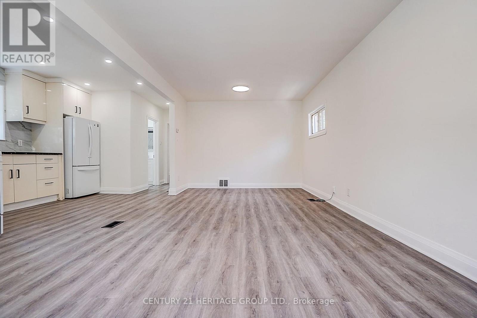 441 Rimilton Avenue, Toronto, Ontario  M8W 2G7 - Photo 21 - W13756132