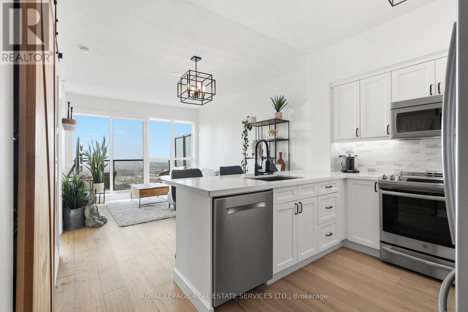 1607 - 150 East Liberty Street, Toronto, Ontario  M6K 3R5 - Photo 10 - C13753552