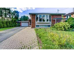 30 FALLOWFIELD ROAD, Toronto, Ontario