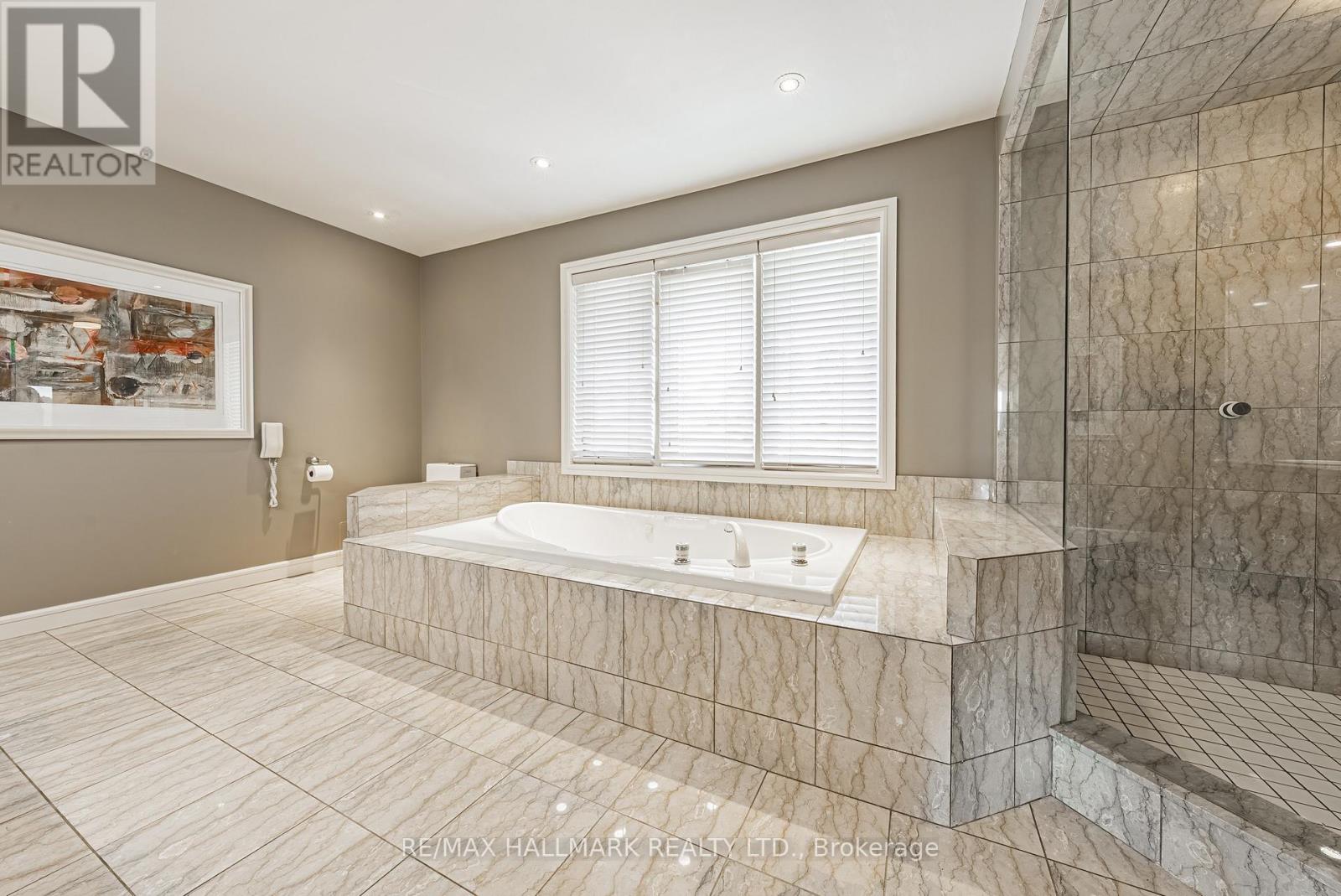2 Anslow Court, Hamilton, Ontario  L9H 6Z2 - Photo 24 - X13215860