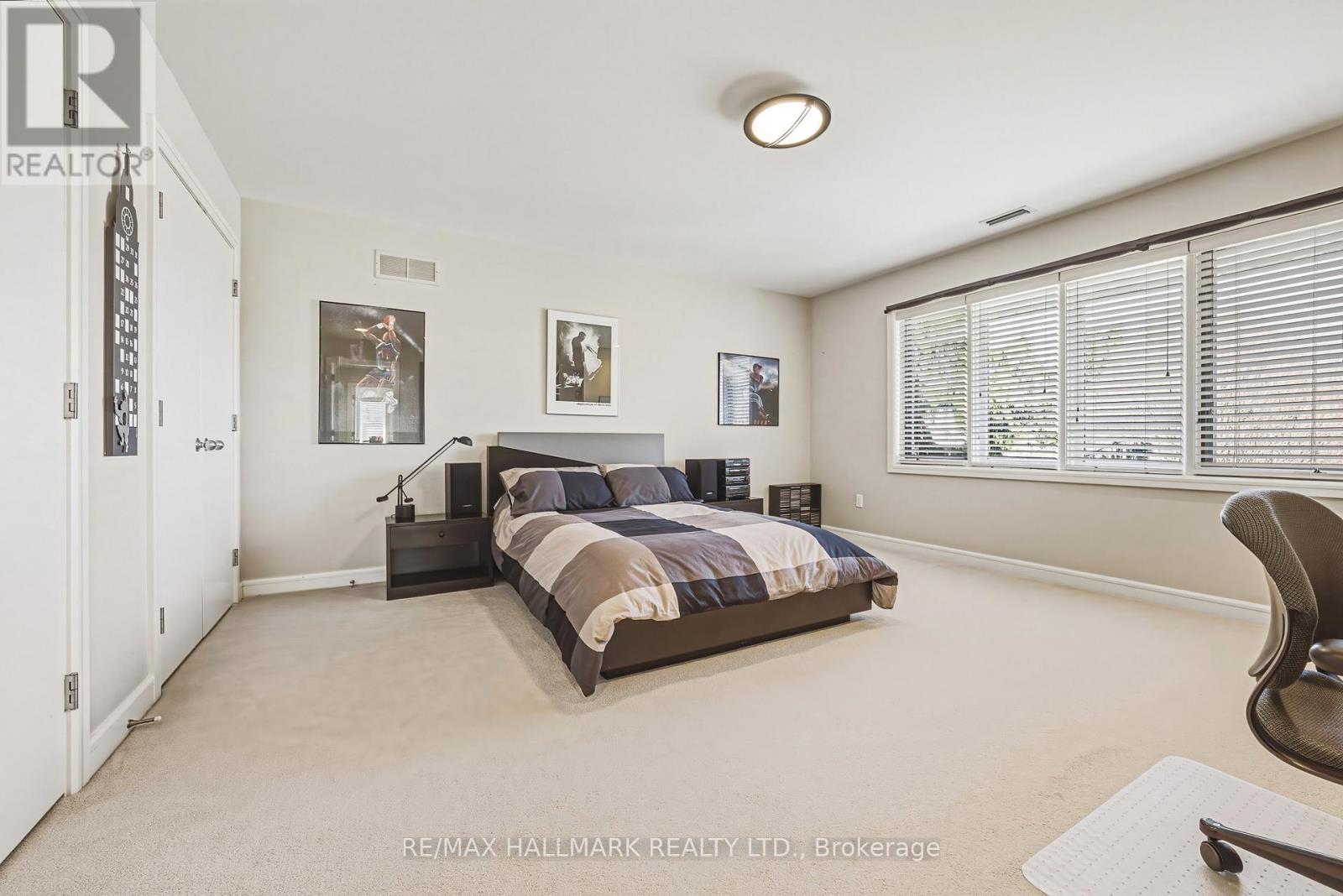 2 Anslow Court, Hamilton, Ontario  L9H 6Z2 - Photo 32 - X13215860