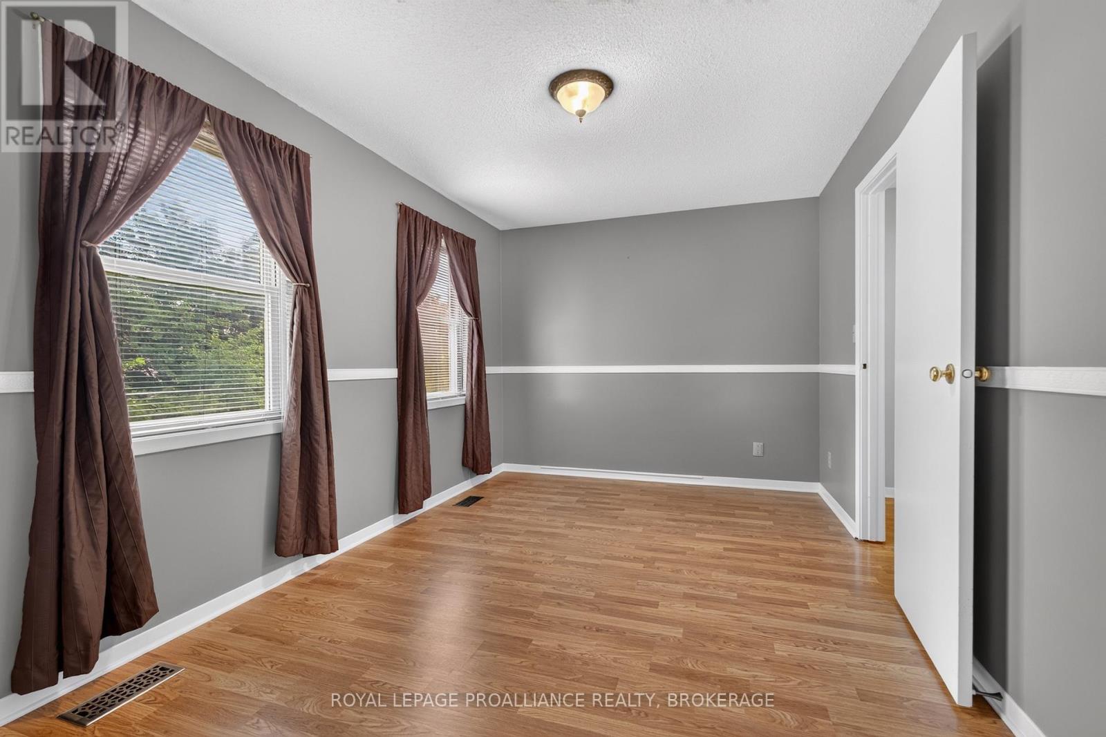 378 Waterloo Drive, Kingston, Ontario  K7M 8X6 - Photo 12 - X13754194