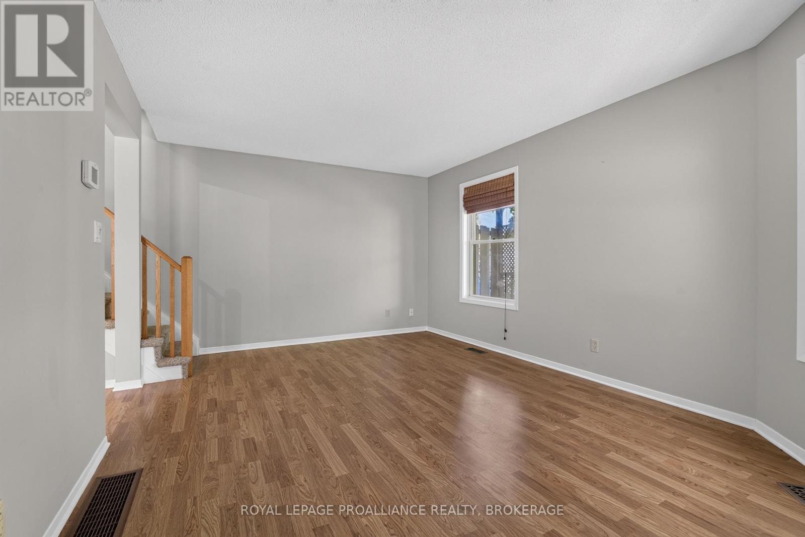 378 Waterloo Drive, Kingston, Ontario  K7M 8X6 - Photo 6 - X13754194