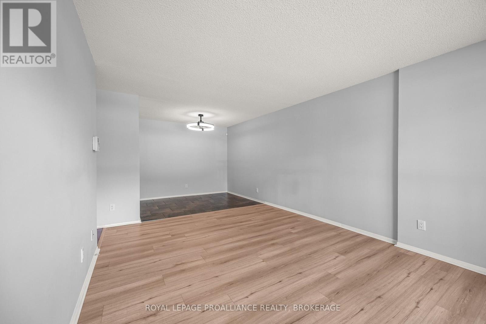 112 - 17 Eldon Hall Place, Kingston, Ontario  K7M 7H5 - Photo 10 - X13754746