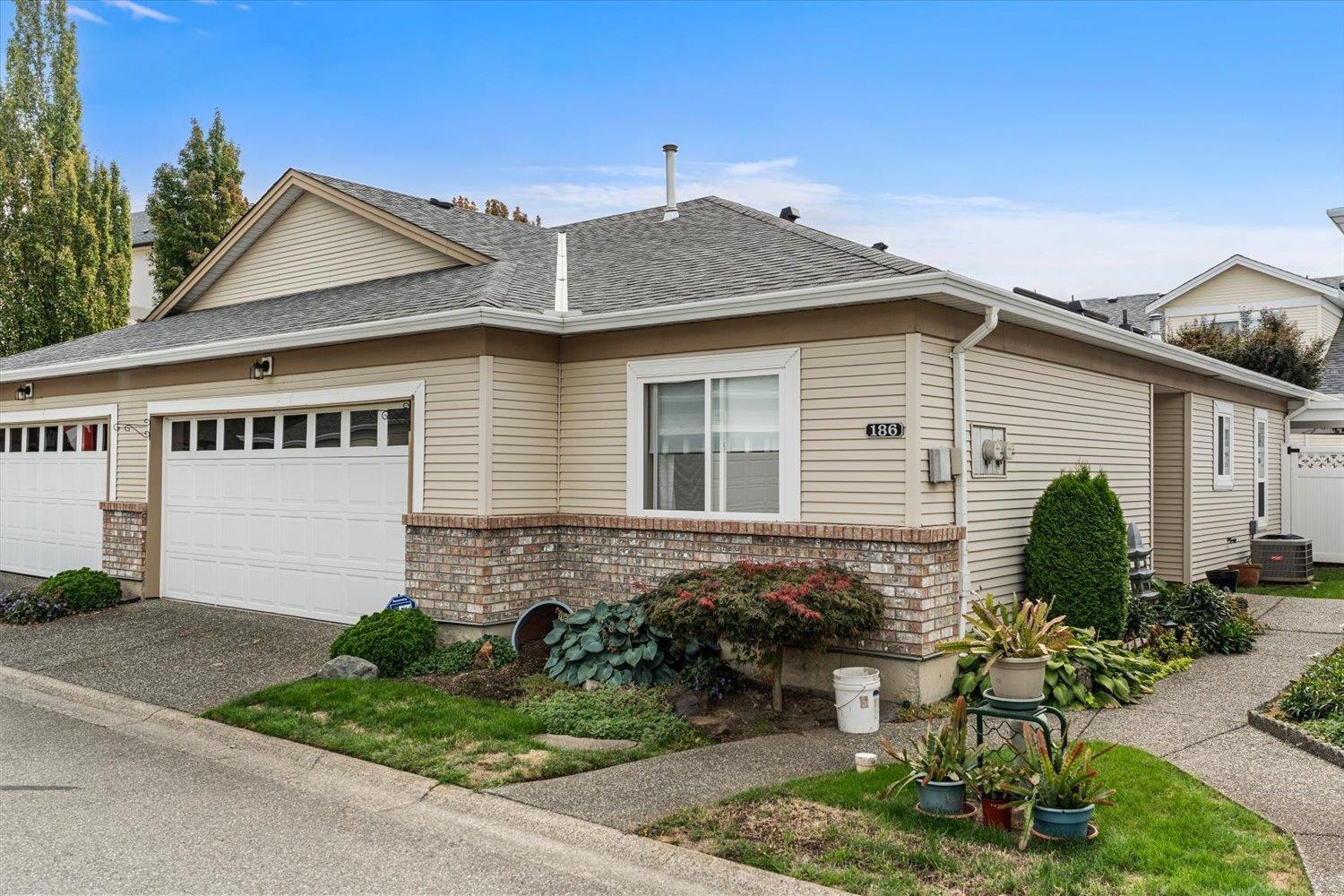 186 8485 Young Road, Chilliwack Proper South, Chilliwack, British Columbia  V2P 7Y7 - Photo 3 - R3162358