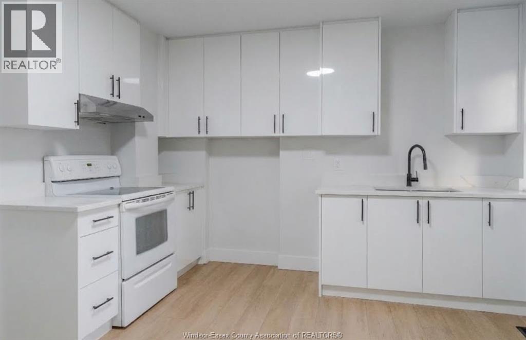 523 Caron Avenue, Windsor, Ontario  N8T 1C1 - Photo 3 - 26021645