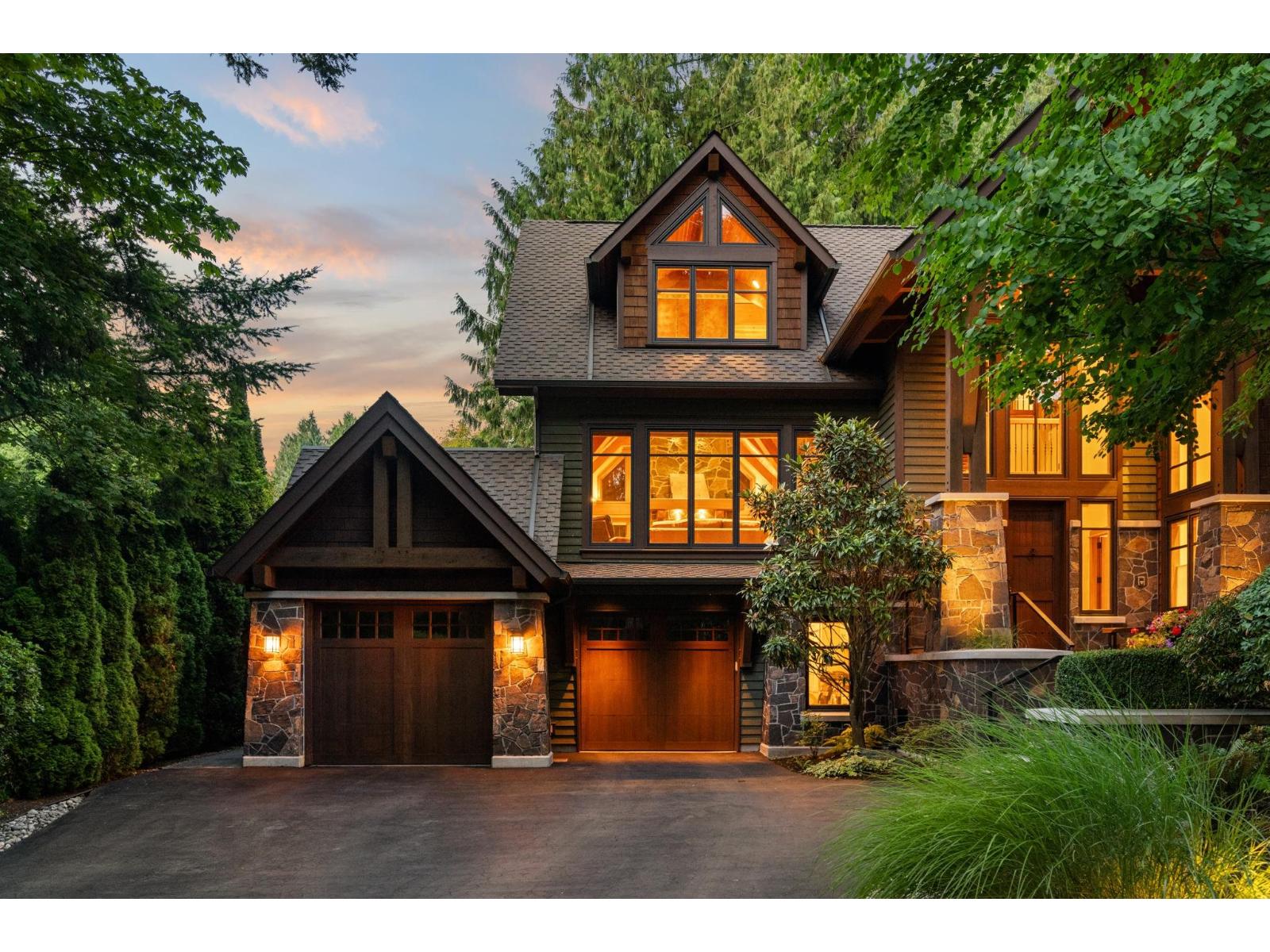 2650 Dogwood Drive, Surrey, British Columbia  V4A 3K5 - Photo 6 - R3161994