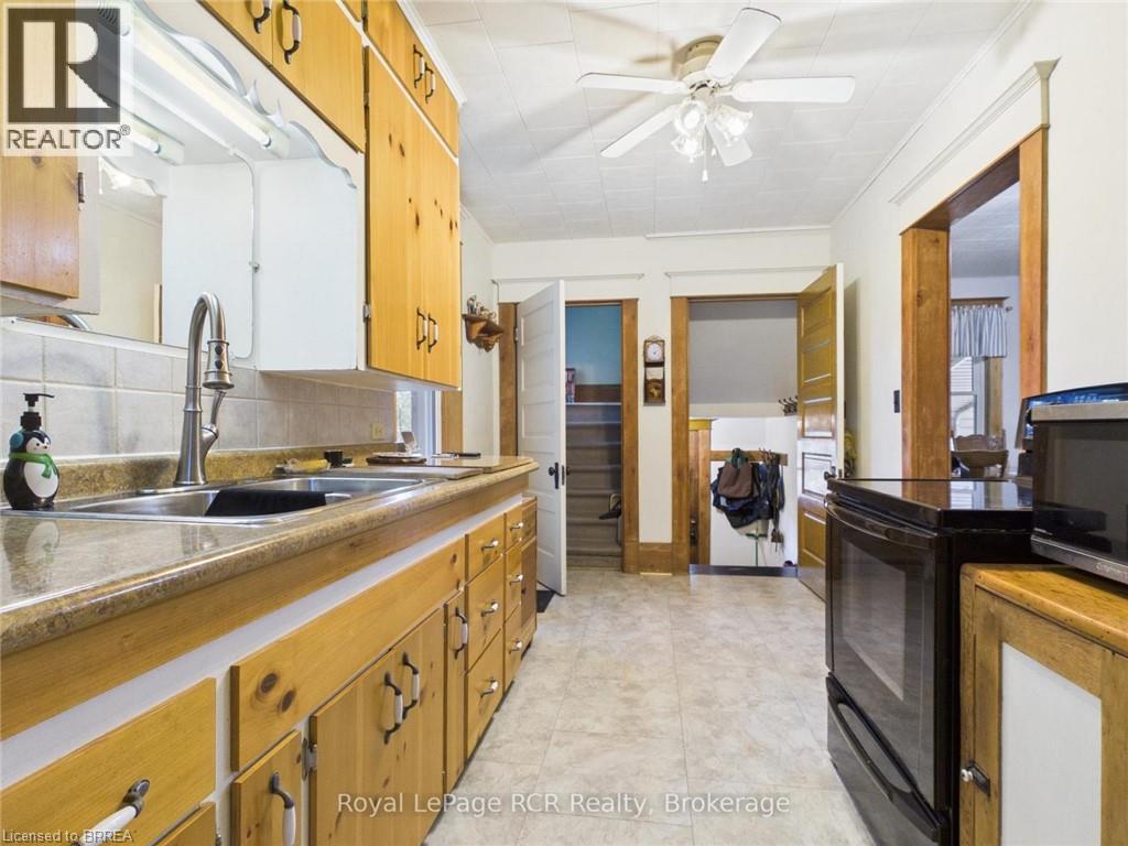 565 Havelock Street, Lucknow, Ontario  N0G 2H0 - Photo 10 - 40860853