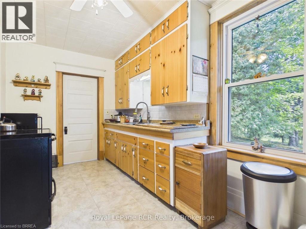 565 Havelock Street, Lucknow, Ontario  N0G 2H0 - Photo 6 - 40860853