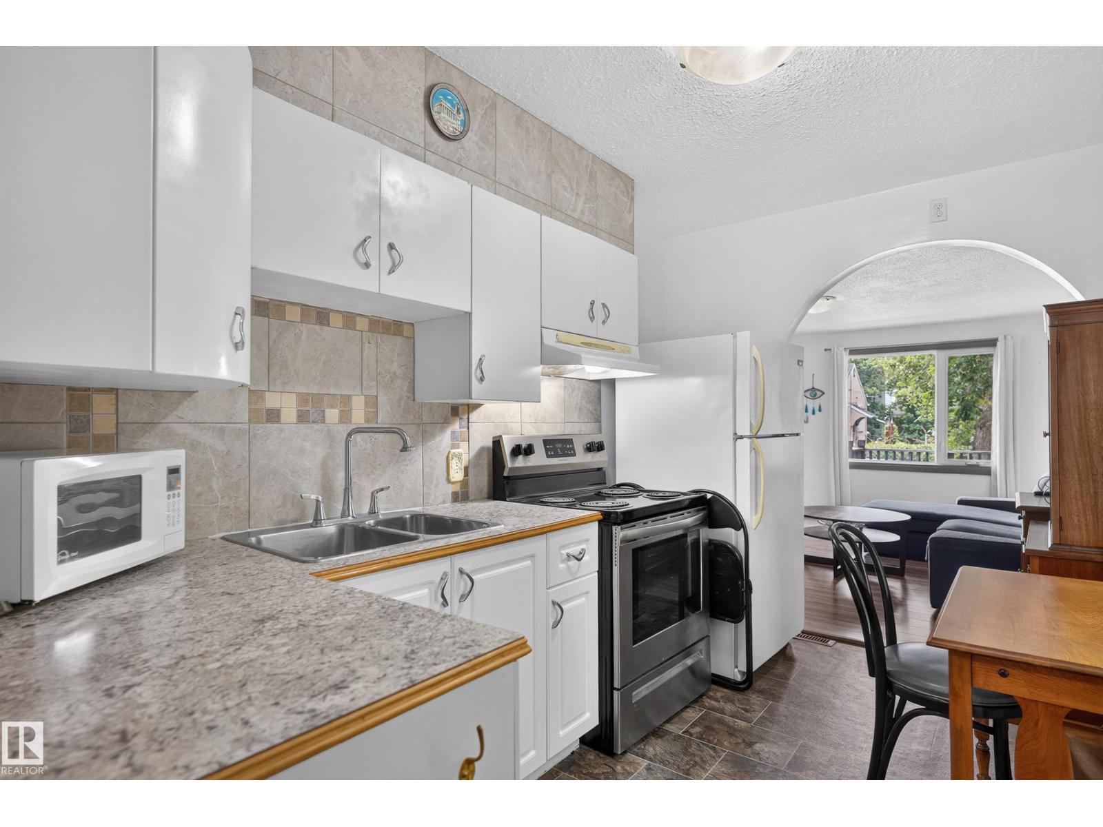 9317 112 Av NW, Edmonton, Alberta  T5G 0G5 - Photo 10 - E4507563