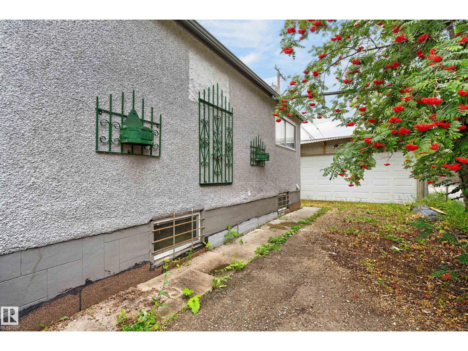 9317 112 Av NW, Edmonton, Alberta  T5G 0G5 - Photo 33 - E4507563