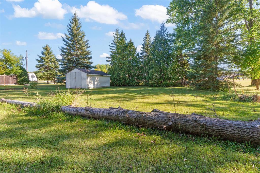 520 Mckenzie Avenue, Steinbach, Manitoba  R5G 0K7 - Photo 28 - 202622496