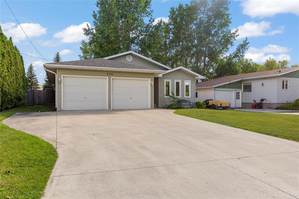 520 Mckenzie Avenue, Steinbach, Manitoba  R5G 0K7 - Photo 29 - 202622496