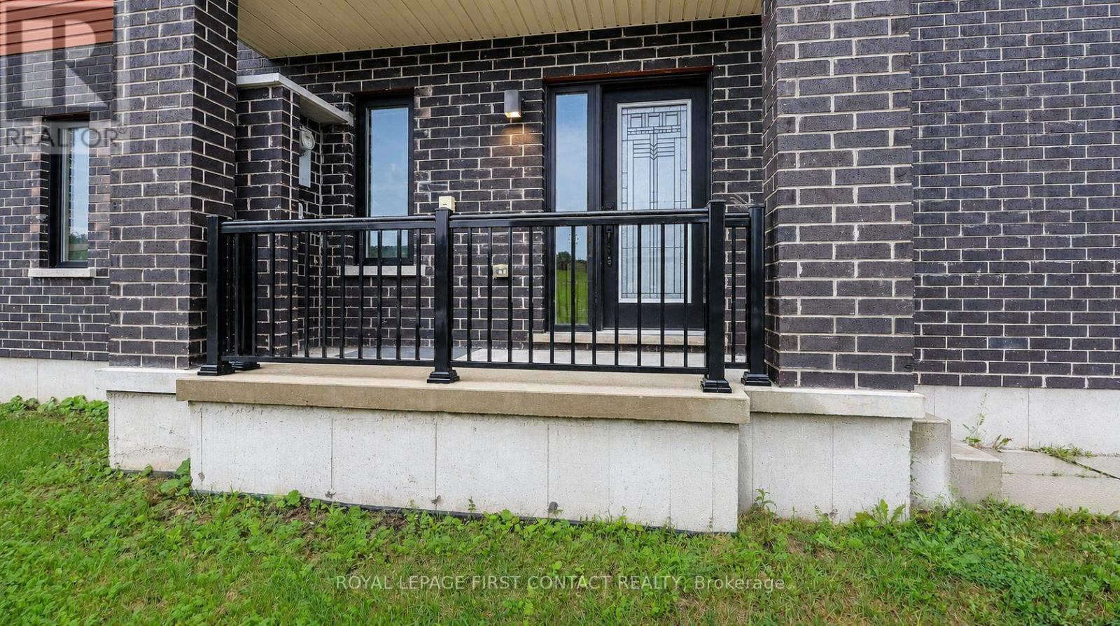 92 Fairlane Avenue, Barrie, Ontario  L9J 0M9 - Photo 5 - S13732774