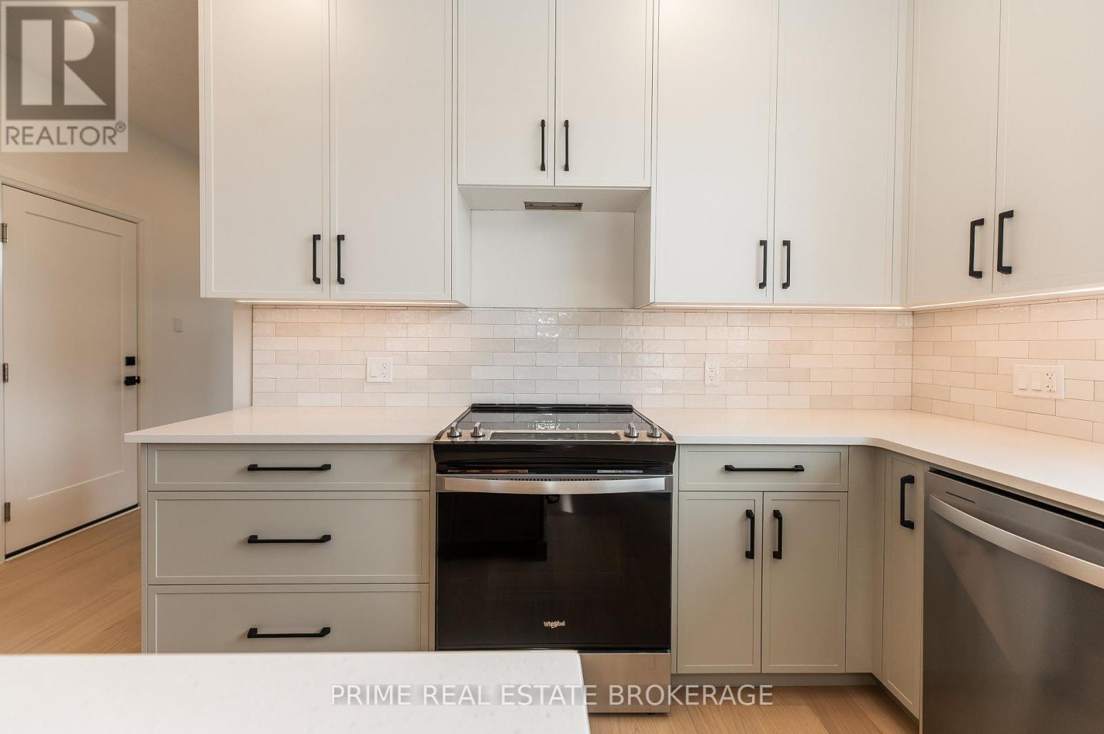 25 - 62 Compass Trail, Central Elgin, Ontario  N5L 0B4 - Photo 15 - X12881262