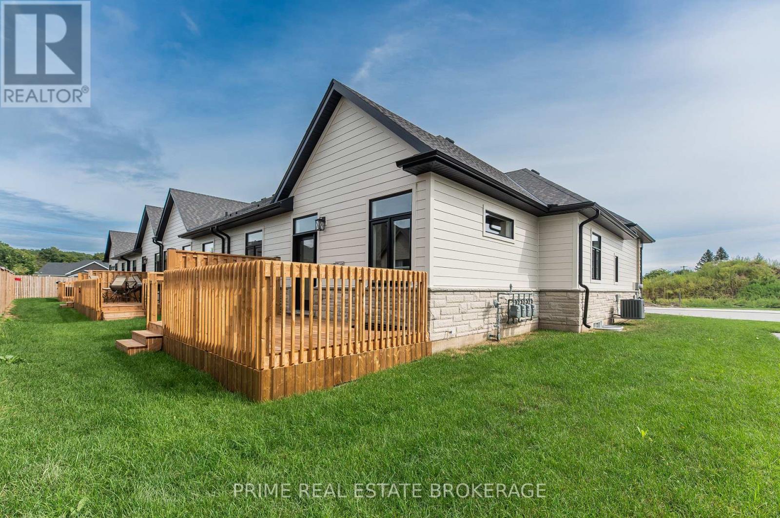 25 - 62 Compass Trail, Central Elgin, Ontario  N5L 0B4 - Photo 40 - X12881262