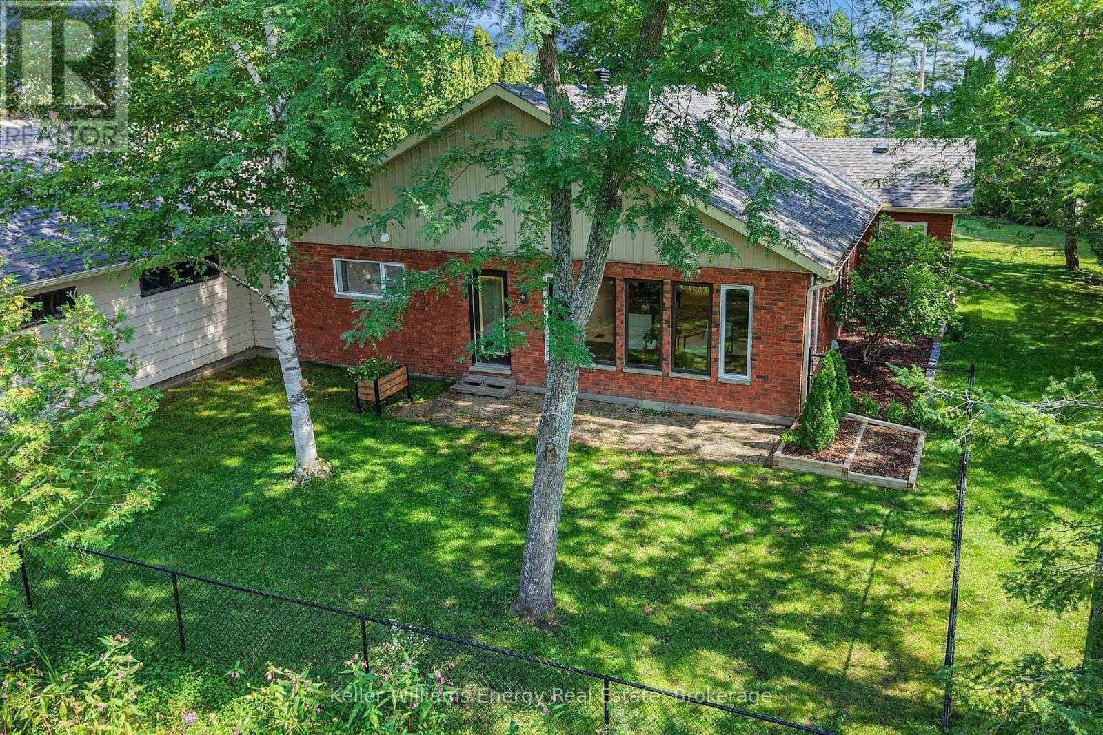 60 Bayside Avenue, Tay, Ontario  L0K 2A0 - Photo 27 - S13756342