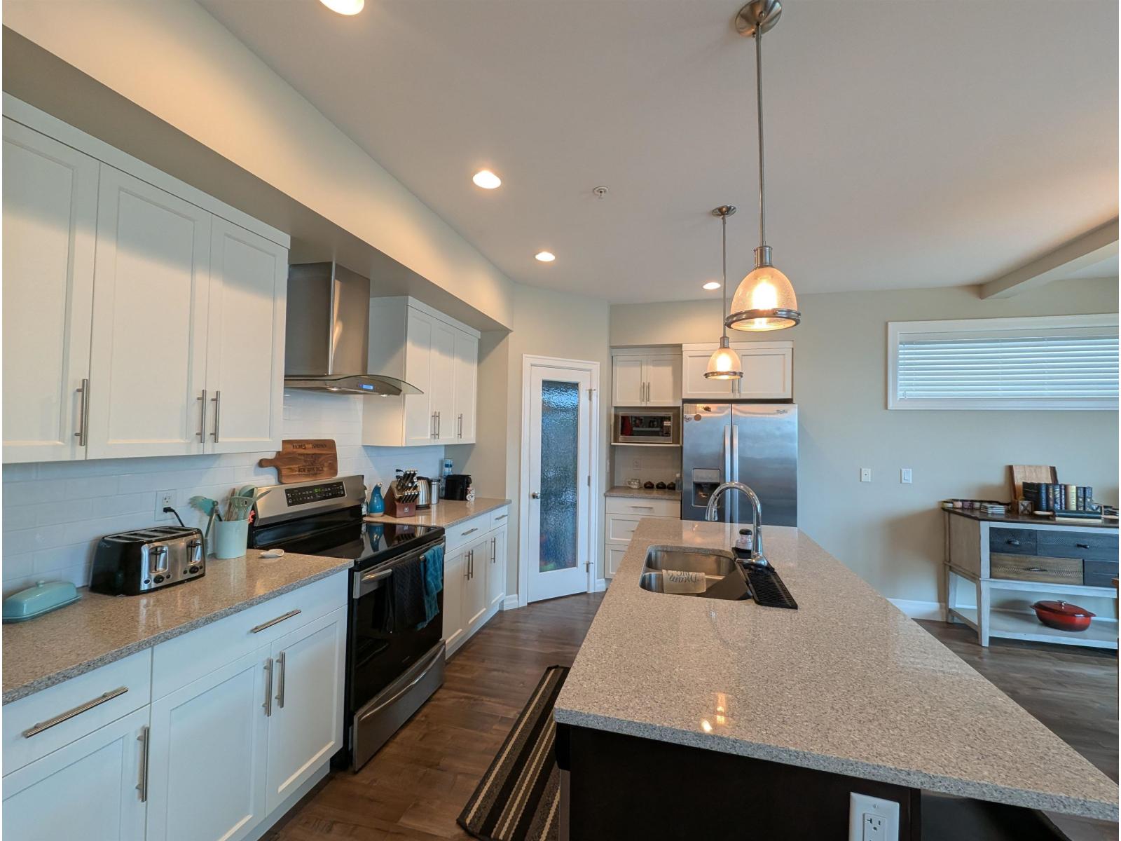 A 46986 Russell Road, Promontory, Chilliwack, British Columbia  V2R 4V7 - Photo 5 - R3162232