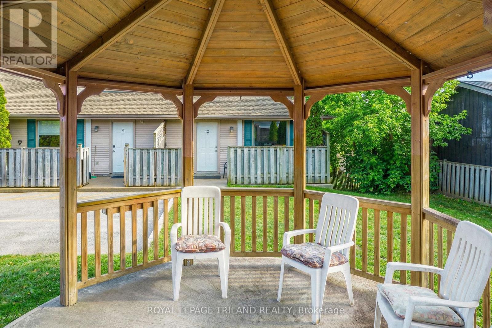 5 - 8 Oak Street, Lambton Shores, Ontario  N0M 1T0 - Photo 40 - X13756434