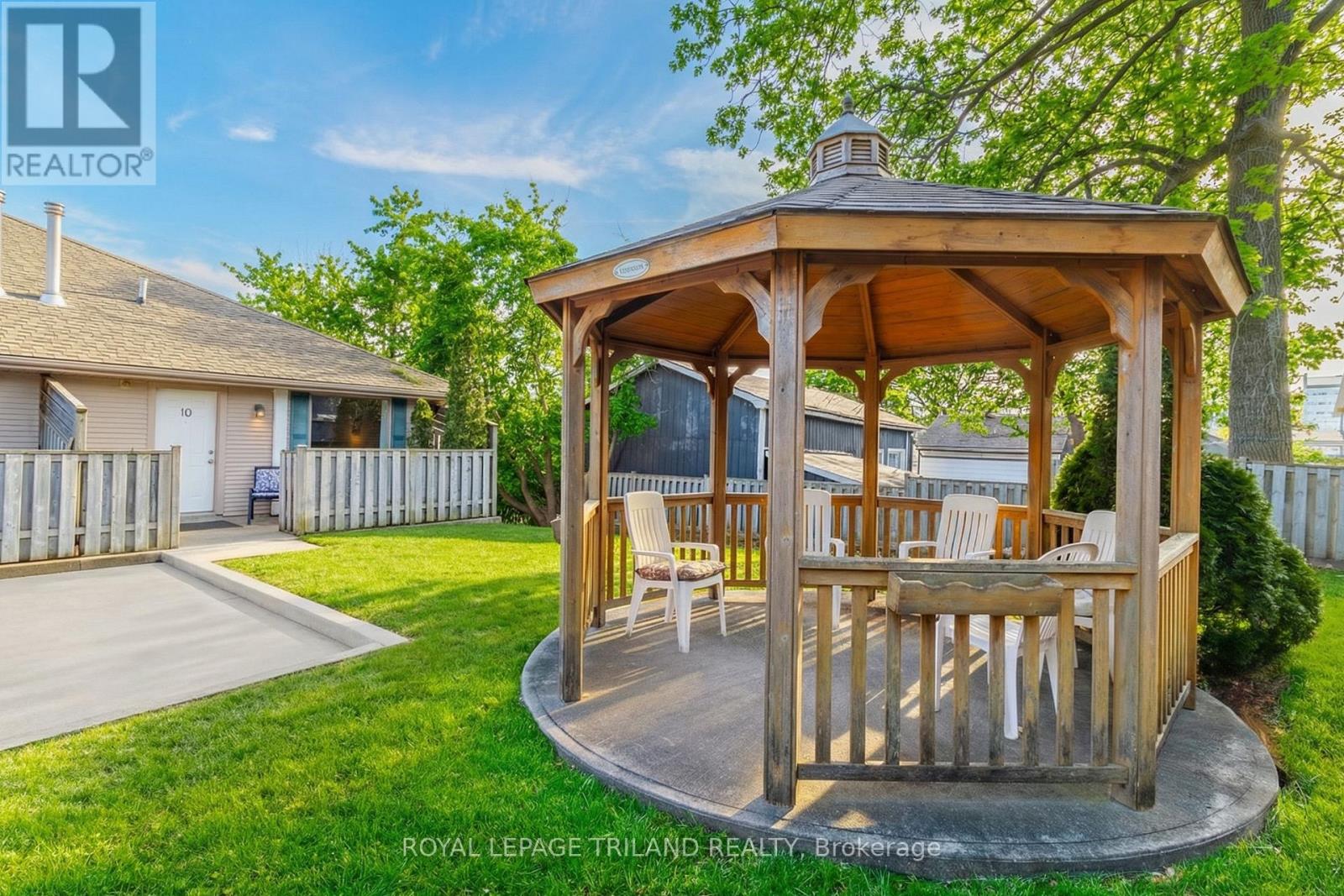 5 - 8 Oak Street, Lambton Shores, Ontario  N0M 1T0 - Photo 41 - X13756434