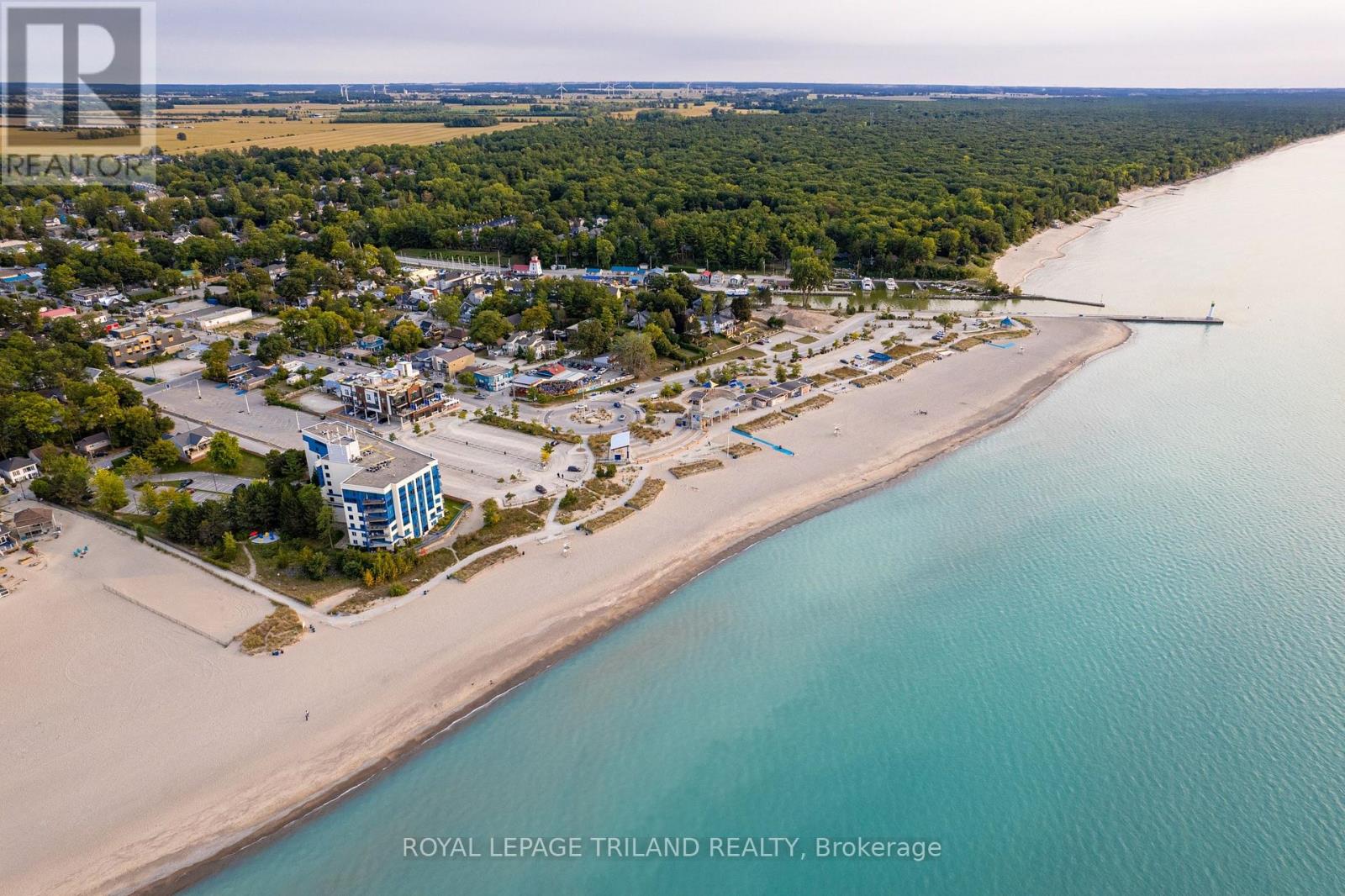 5 - 8 Oak Street, Lambton Shores, Ontario  N0M 1T0 - Photo 42 - X13756434
