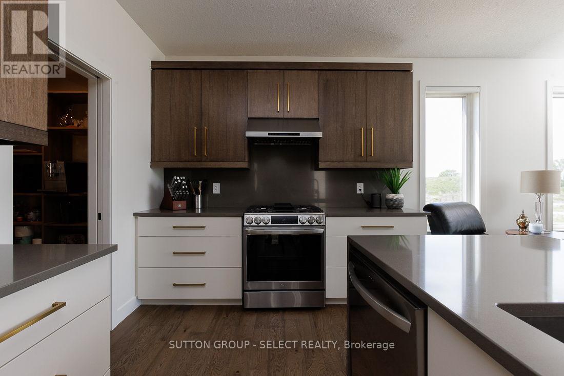 2538 Buroak Drive, London North, Ontario  N6G 3X7 - Photo 14 - X13756456