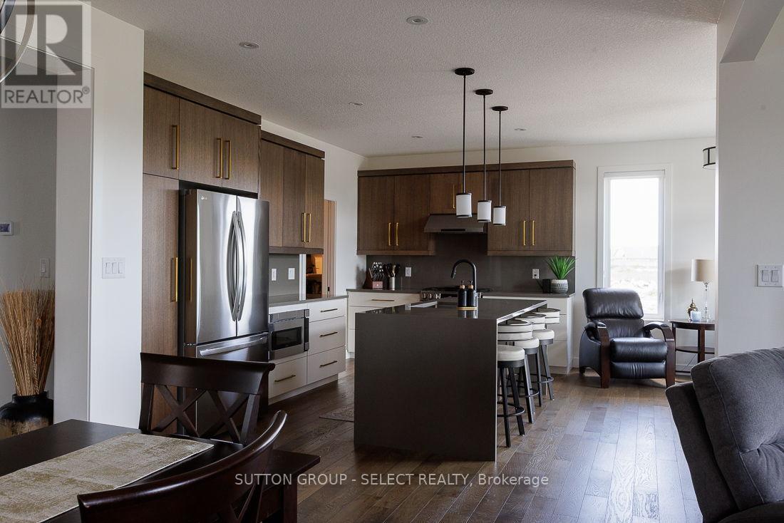 2538 Buroak Drive, London North, Ontario  N6G 3X7 - Photo 7 - X13756456