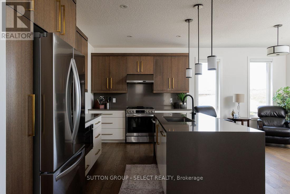 2538 Buroak Drive, London North, Ontario  N6G 3X7 - Photo 9 - X13756456