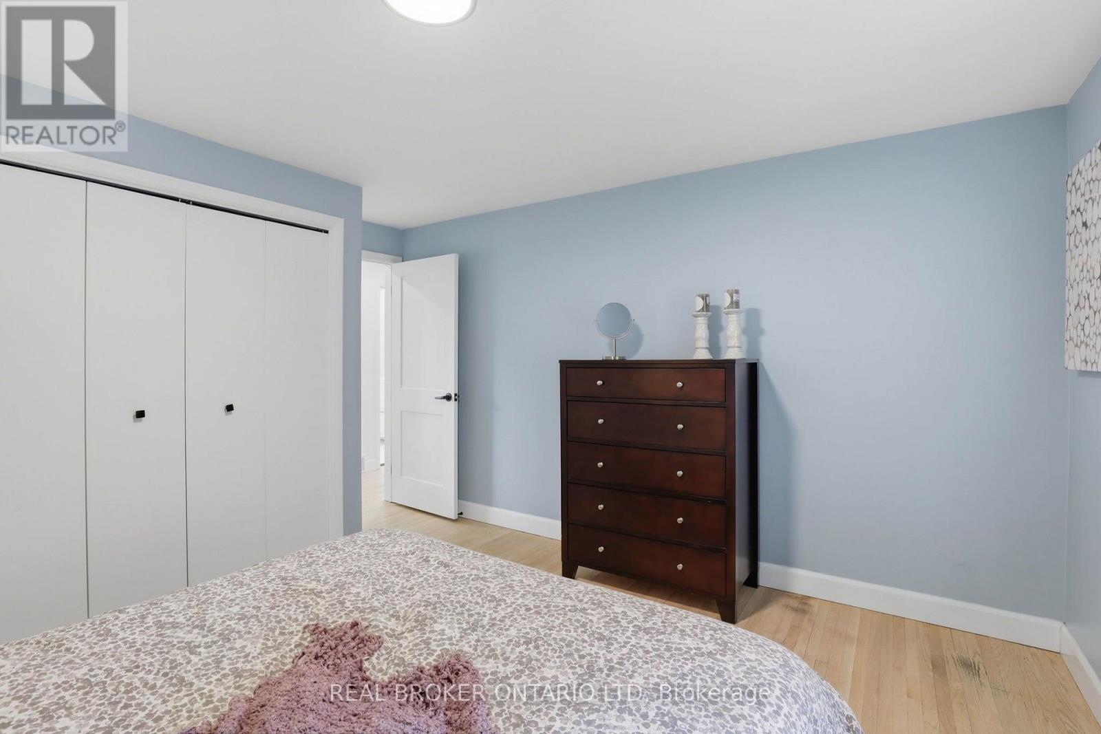 196 Wychwood Park, London North, Ontario  N6G 1R9 - Photo 28 - X13756514