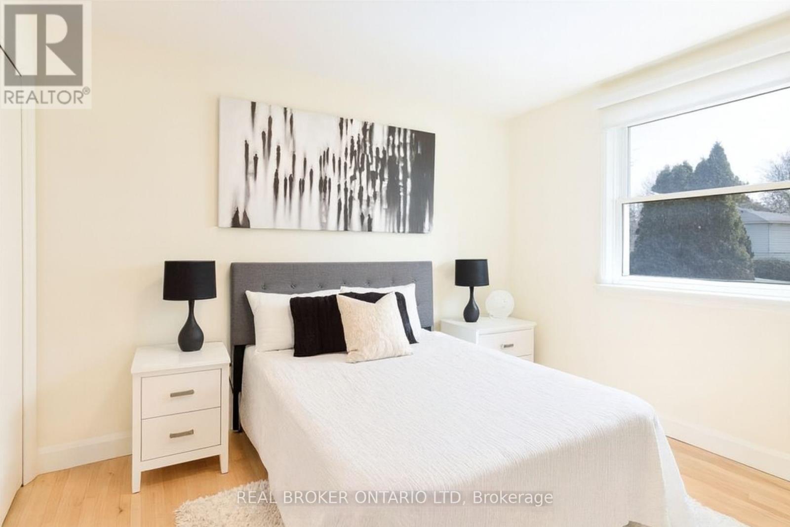 196 Wychwood Park, London North, Ontario  N6G 1R9 - Photo 30 - X13756514