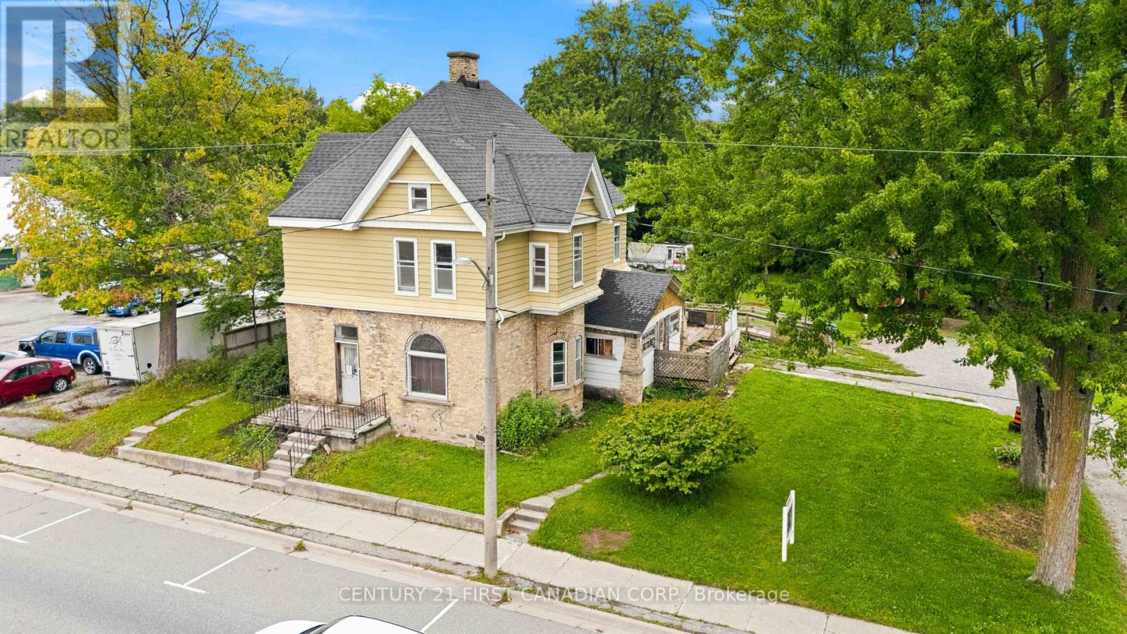 128 MAIN STREET, Lucan Biddulph, Ontario