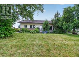 118 KNOXDALE ROAD, Ottawa, Ontario