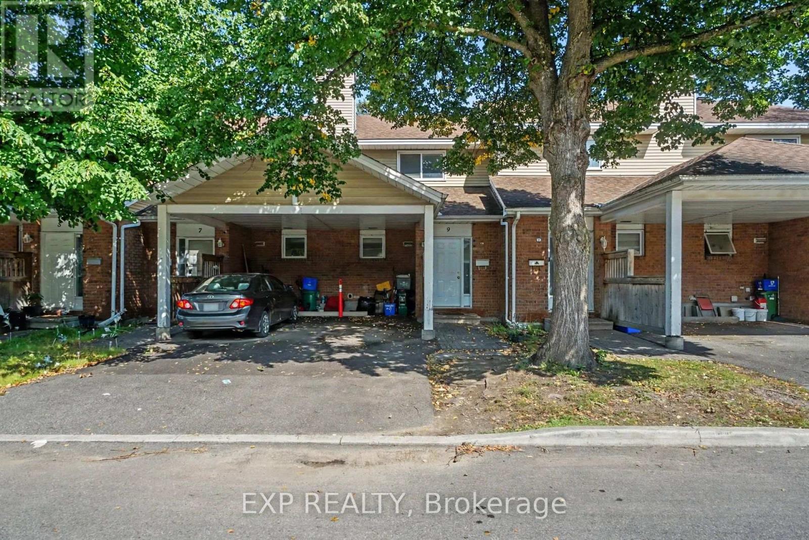 9 PADDINGTON PRIVATE, Ottawa, Ontario