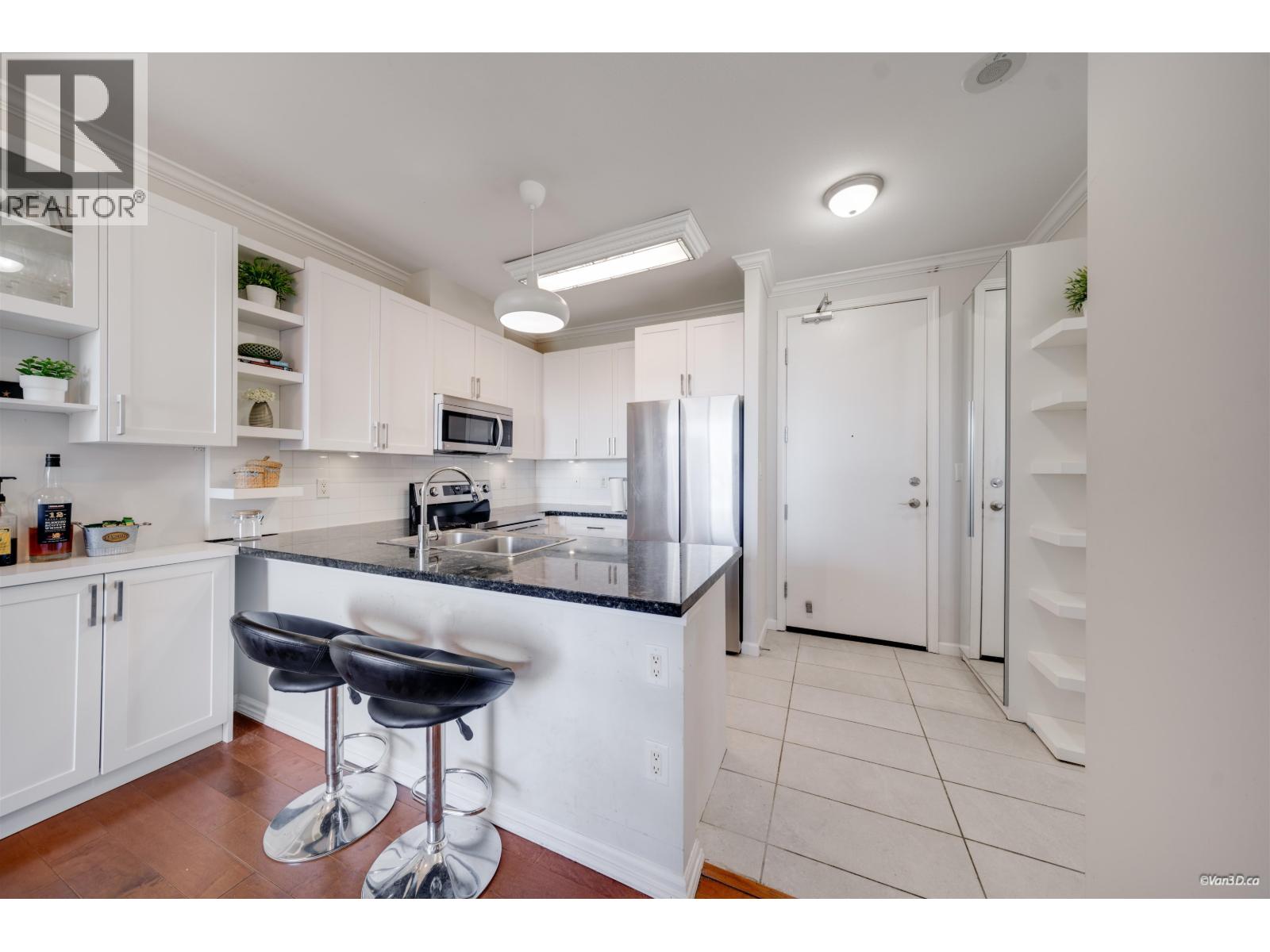 1603 6833 Station Hill Drive, Burnaby, British Columbia  V3N 5E1 - Photo 3 - R3162409