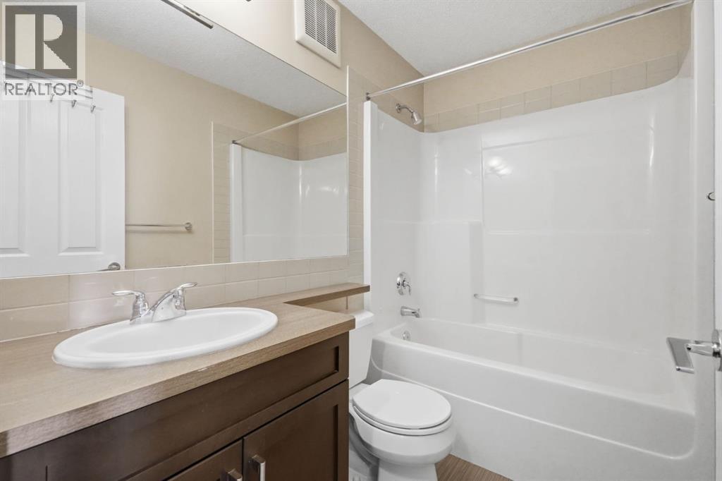79 Sunrise View, Cochrane, Alberta  T4C 0M8 - Photo 23 - A2342497