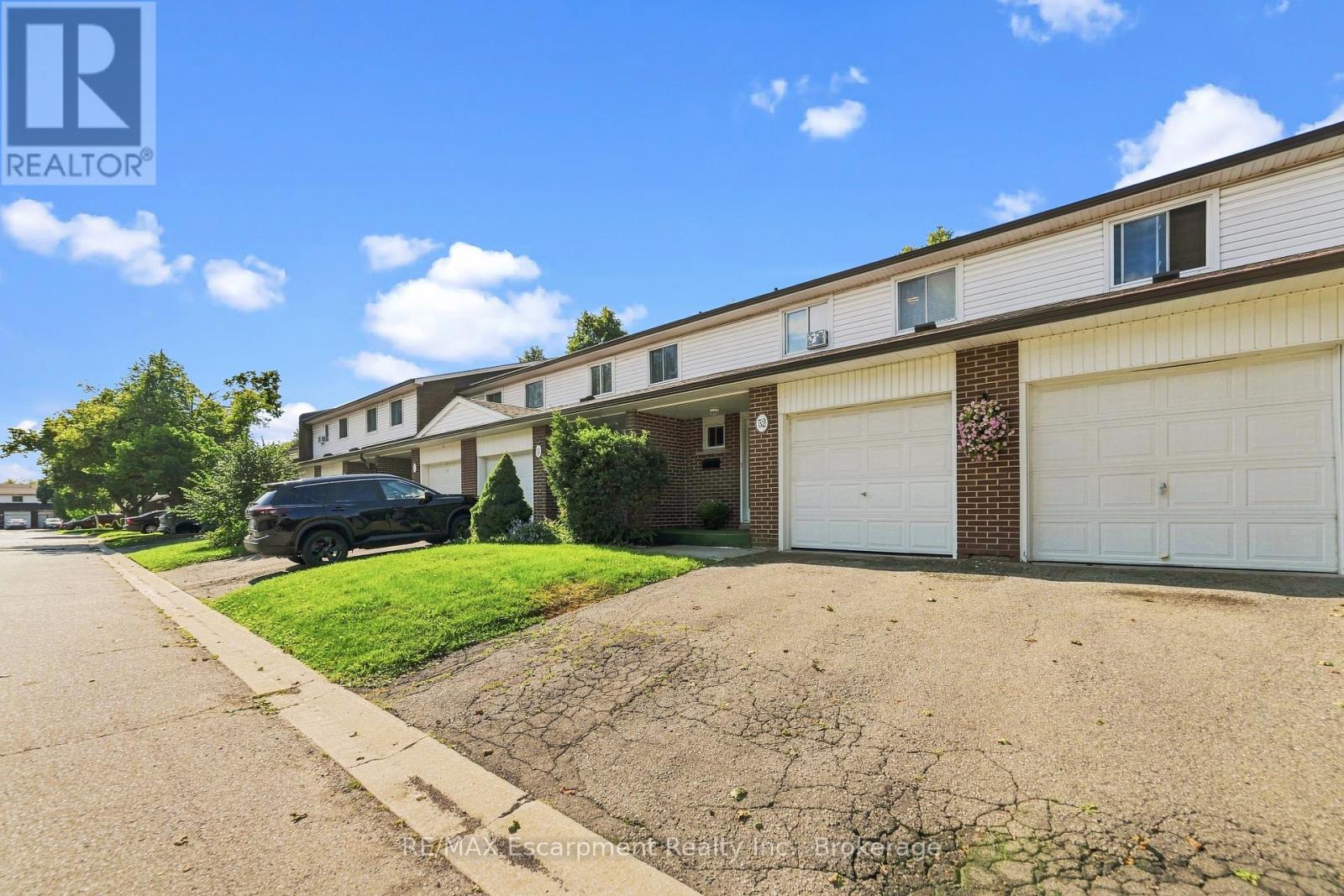 52 - 2380 Bromsgrove Road, Mississauga, Ontario  L5J 4E6 - Photo 2 - W13756322