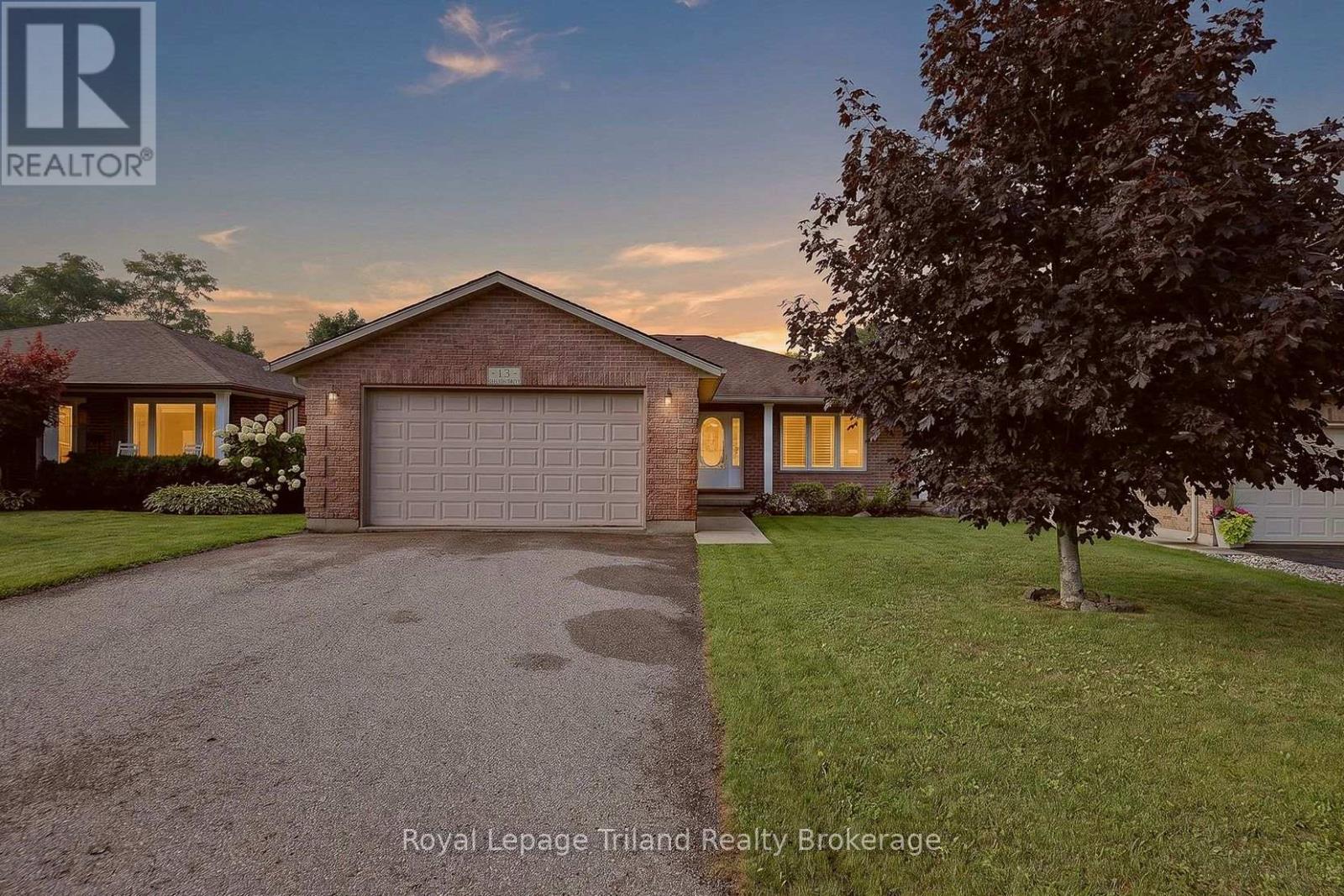 13 SHELTON DRIVE, Ingersoll, Ontario
