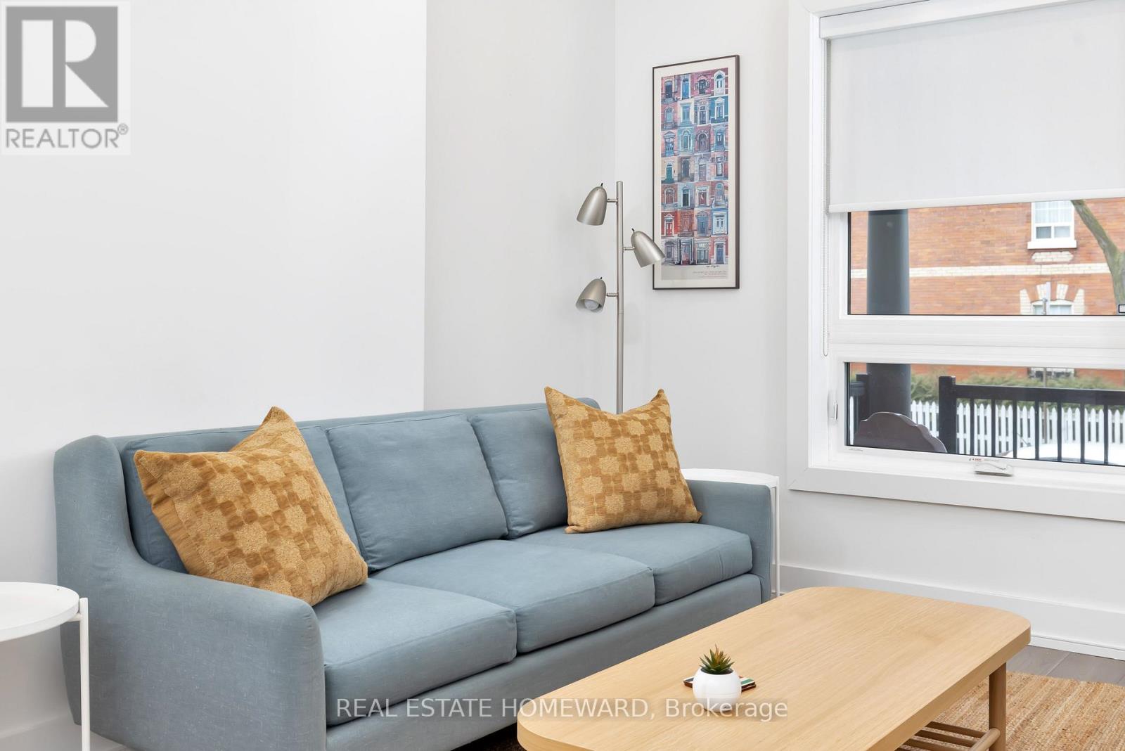 6 Halton Street, Toronto, Ontario  M6J 1R3 - Photo 12 - C13756338