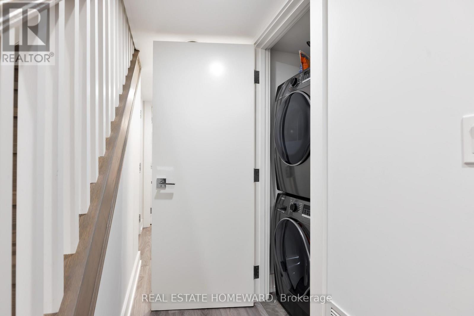 6 Halton Street, Toronto, Ontario  M6J 1R3 - Photo 30 - C13756338