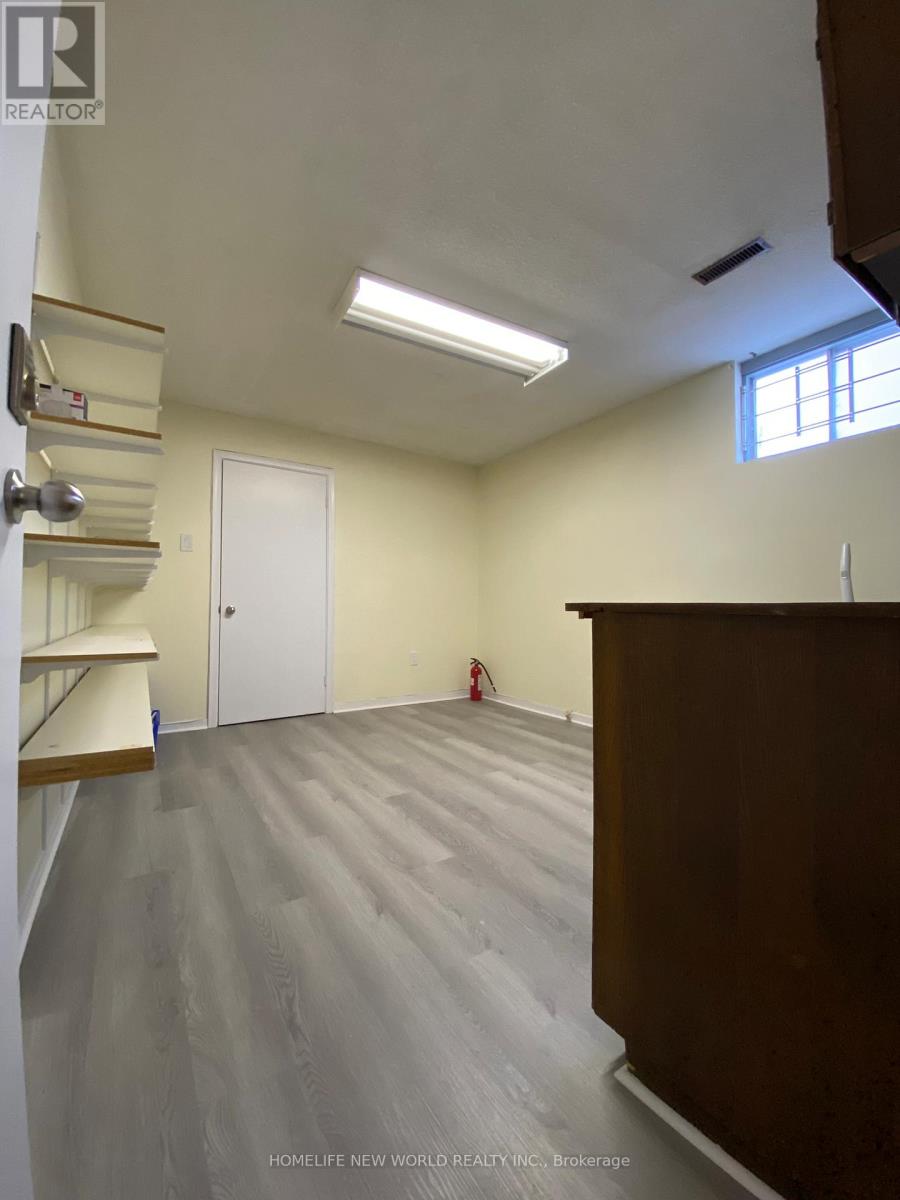 290 Sheppard Avenue W, Toronto, Ontario  M2N 1N5 - Photo 19 - C13756372