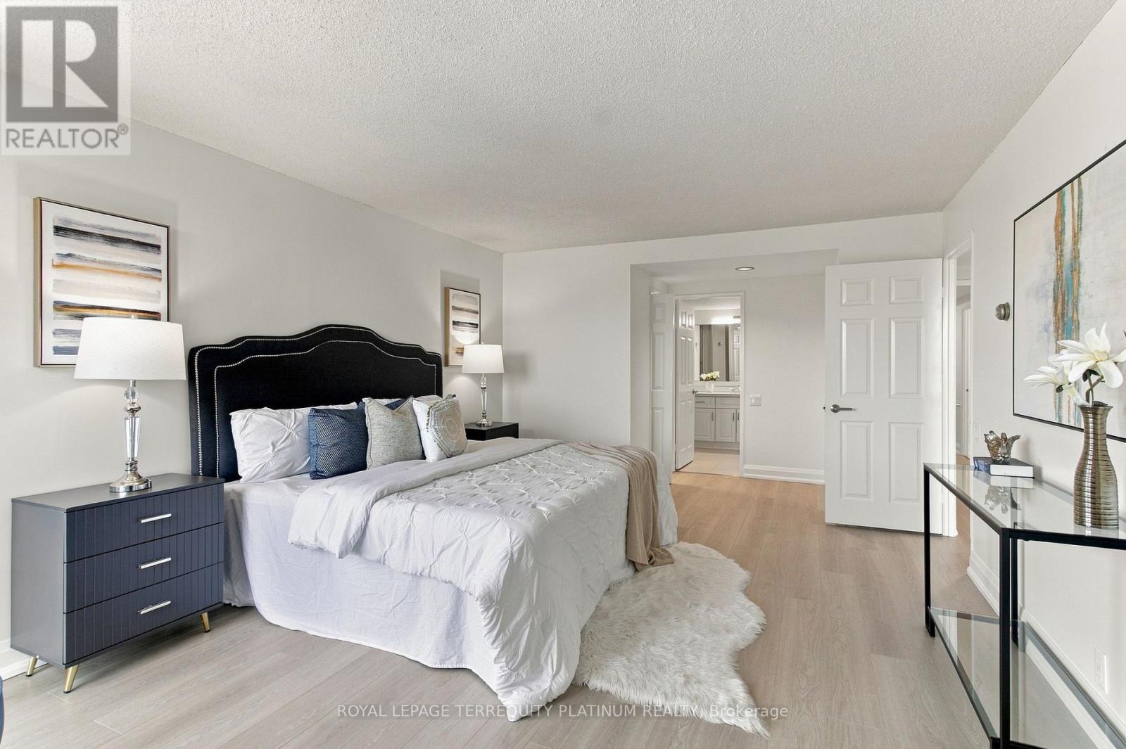 802 - 1 Concorde Place, Toronto, Ontario  M3C 3K6 - Photo 20 - C13756412