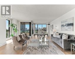 802 - 1 CONCORDE PLACE, Toronto, Ontario