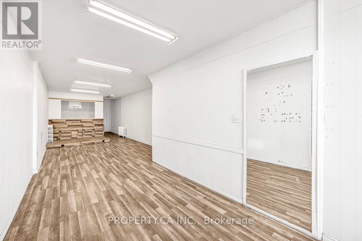 628 Vaughan Road, Toronto, Ontario  M6E 2Y3 - Photo 4 - C13756418