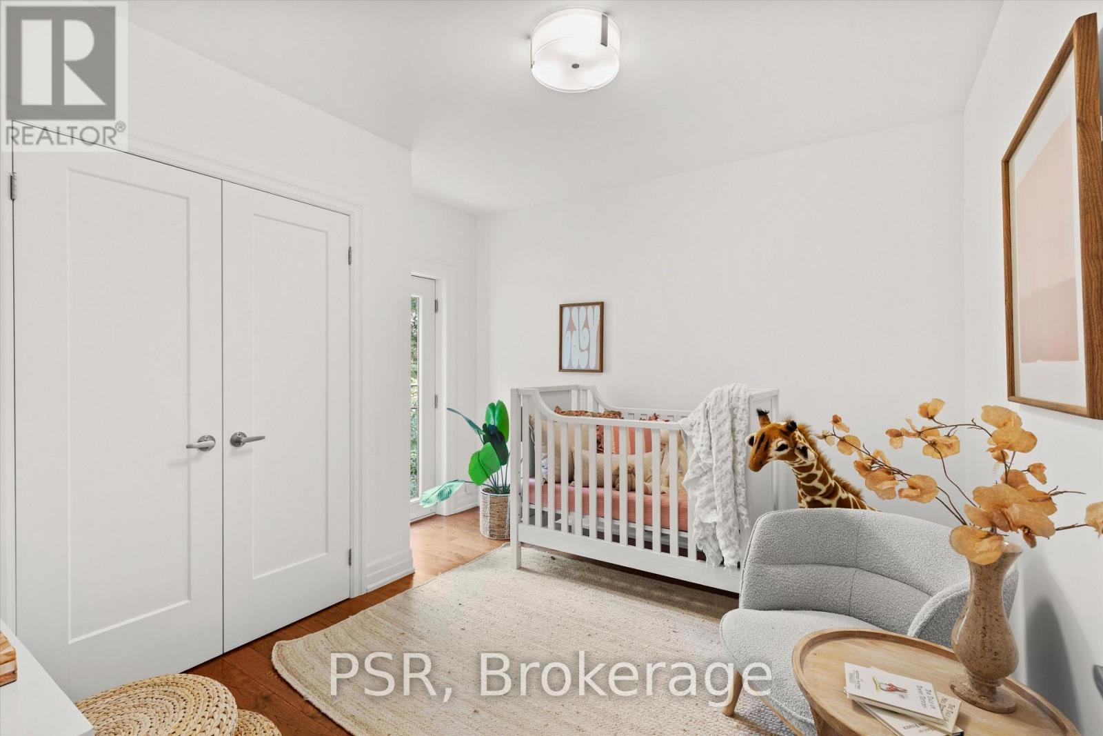 16 Mackenzie Crescent, Toronto, Ontario  M6J 1T1 - Photo 29 - C13756444