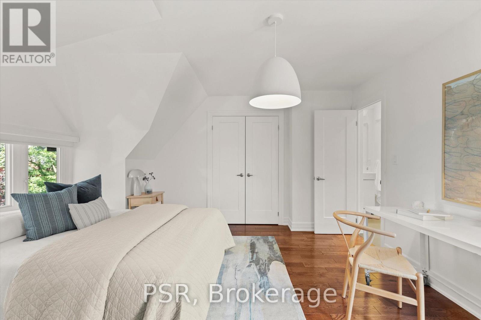 16 Mackenzie Crescent, Toronto, Ontario  M6J 1T1 - Photo 33 - C13756444