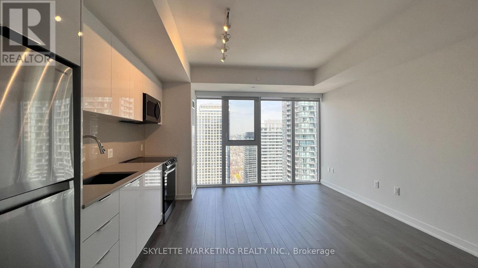 3801 - 357 KING STREET W, Toronto, Ontario