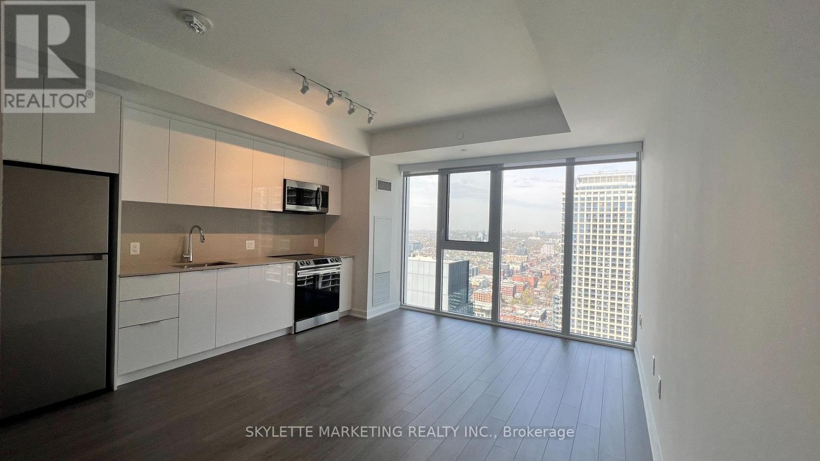 3801 - 357 King Street W, Toronto, Ontario  M5V 0S7 - Photo 19 - C13756480
