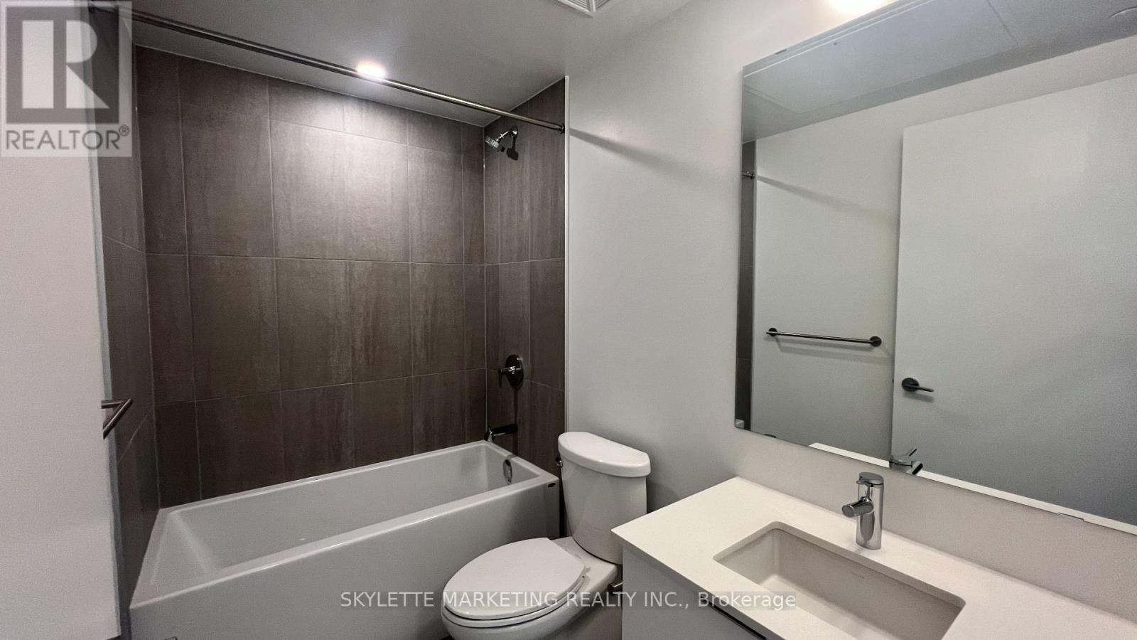 3801 - 357 King Street W, Toronto, Ontario  M5V 0S7 - Photo 24 - C13756480