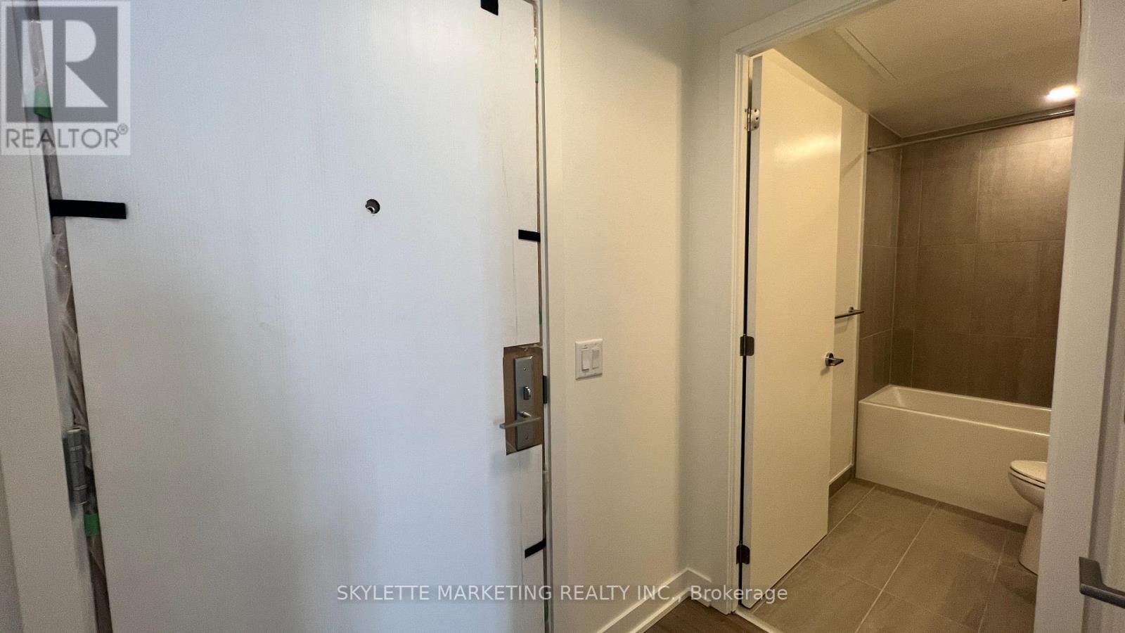 3801 - 357 King Street W, Toronto, Ontario  M5V 0S7 - Photo 37 - C13756480
