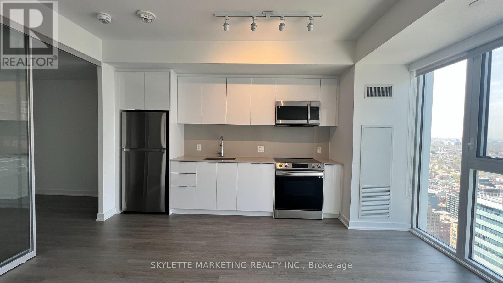 3801 - 357 King Street W, Toronto, Ontario  M5V 0S7 - Photo 6 - C13756480